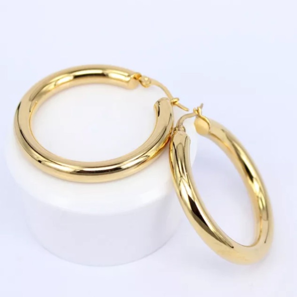 18K Gold plated hoop earrings - Picture 2 of 2